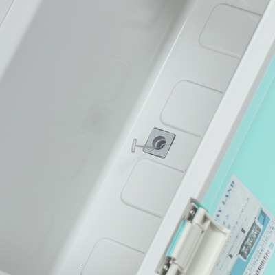 Термоконтейнер Shinwa Holiday Land Cooler / HLC-27H-BL