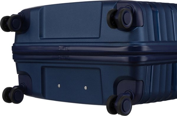 Чемодан на колесах Peterson PTN WA06-L