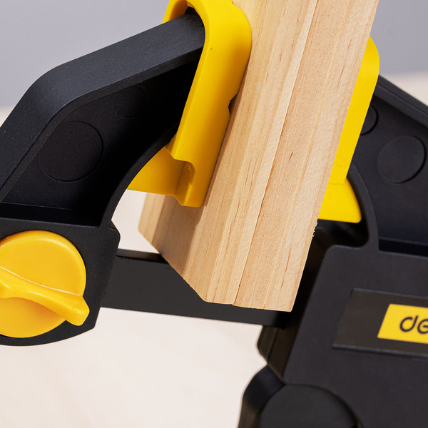 Струбцина Deli EDL110106