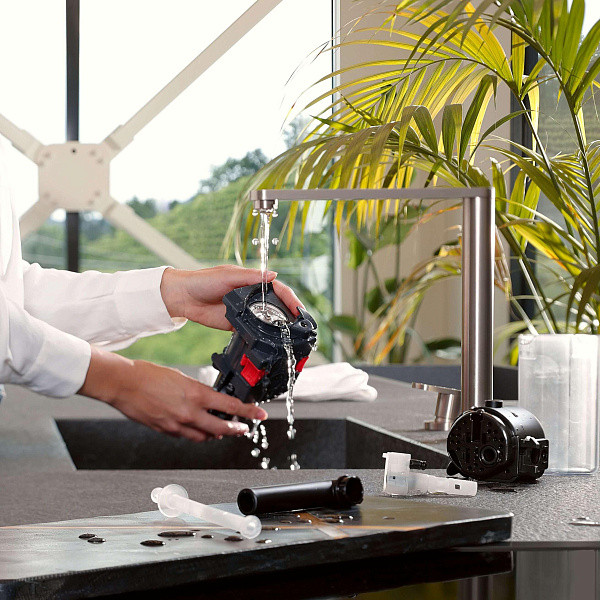 Кофемашина DeLonghi ECAM220.61.W