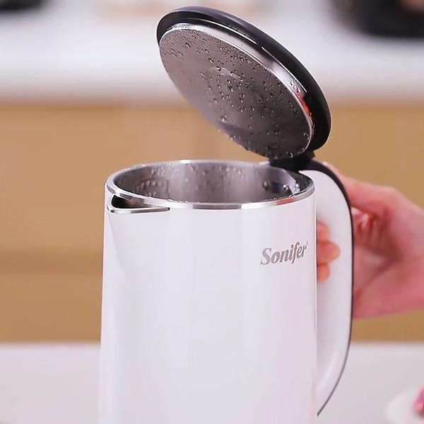 Электрочайник Sonifer SF-2091 (белый)