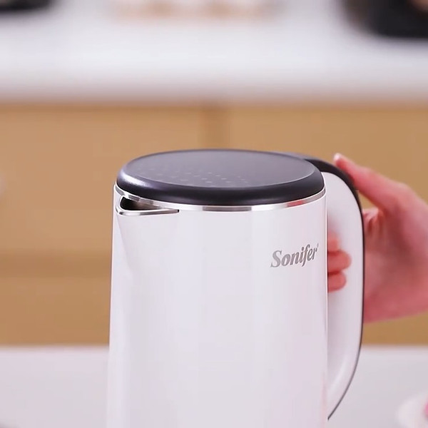 Электрочайник Sonifer SF-2091 (белый)