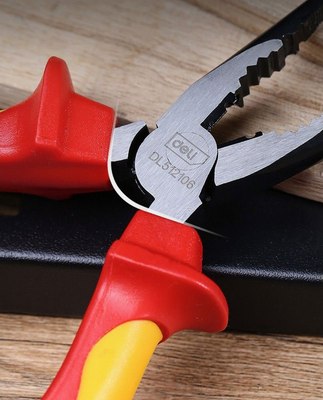 Длинногубцы Deli EDL512106