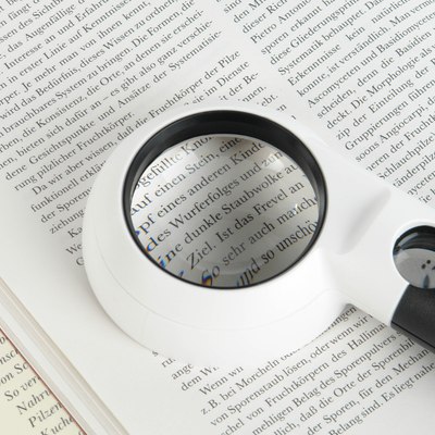 Лупа ручная Veber MG755 с подсветкой / 31775