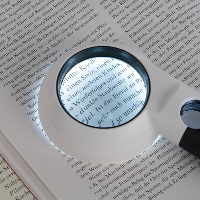 Лупа ручная Veber MG755 с подсветкой / 31775