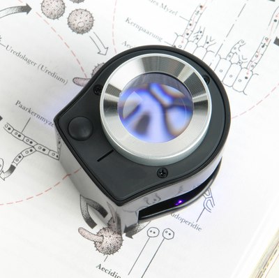 Лупа ручная Veber MG30X26UV / 32130