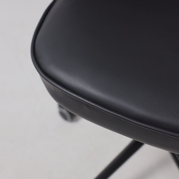 Кресло офисное AksHome Foxy