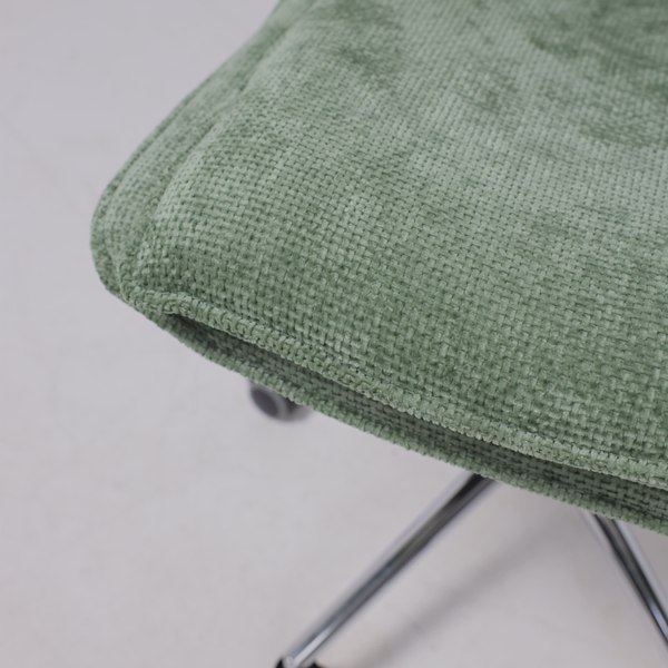 Кресло офисное AksHome Lola