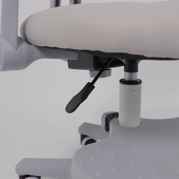 Кресло детское AksHome Leo