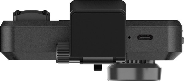 Автомобильный видеорегистратор AdvoCam 4K DUO III