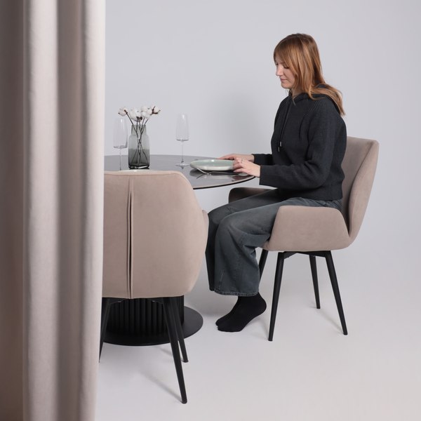 Обеденный стол Аврора Раунд