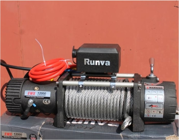 Лебедка электрическая Runva 12V 12000 lbs 5443кг / EWX12000S (стальной трос)