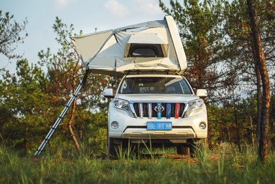 Палатка на крышу автомобиля Риф Hard RT03-165 / RIFRT031658010W (белый/серый)