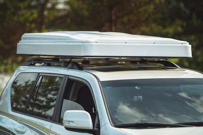 Палатка на крышу автомобиля Риф Hard RT03-165 / RIFRT031658010W (белый/серый)