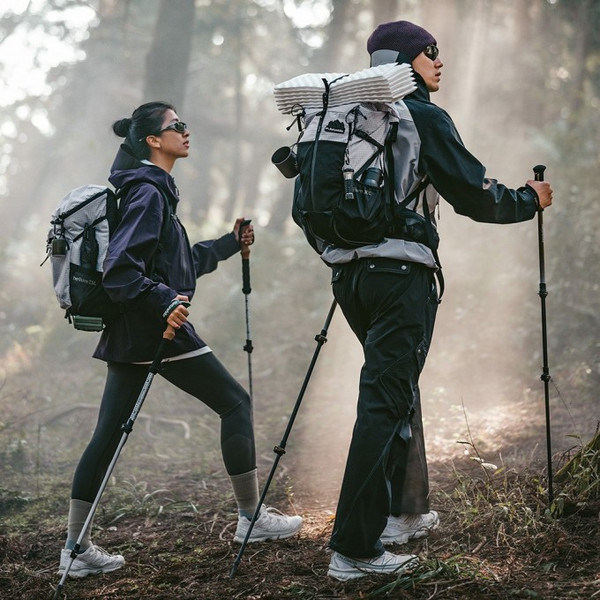 Рюкзак спортивный Naturehike CNK2300BB017 Helium