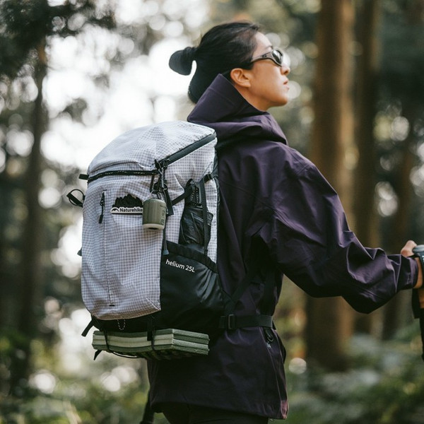 Рюкзак спортивный Naturehike CNK2300BB017 Helium