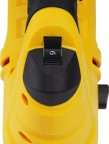 Электролобзик Kolner KJS 700V