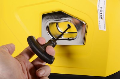 Инверторный генератор Huter DN А2.7SI (64/10/23)