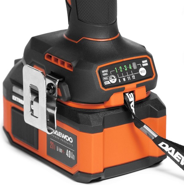 Аккумуляторный шуруповерт Daewoo Power DAX 3521Li SET