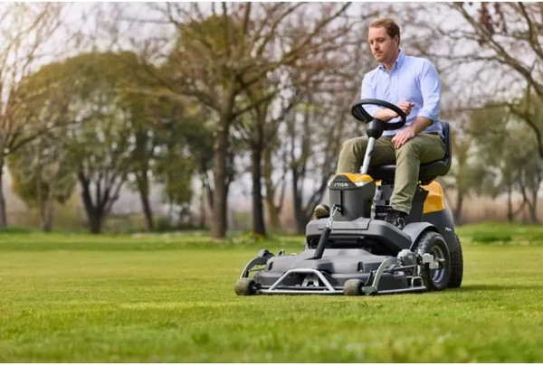 Райдер бензиновый Stiga Park 500 WX / 2F6130645/ST2