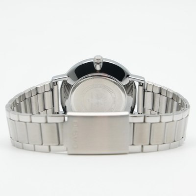 Часы наручные женские Casio LTP-VT03D-4B