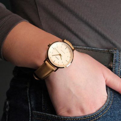 Часы наручные женские Casio LTP-VT03GL-4B