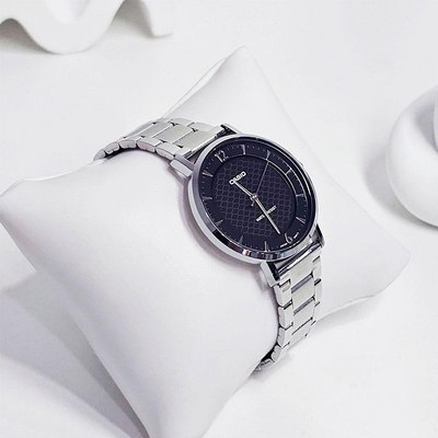 Часы наручные женские Casio LTP-VT04D-1A