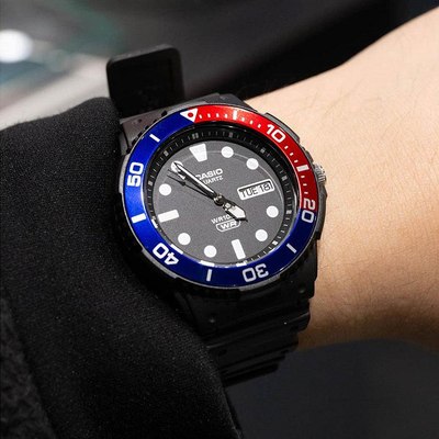 Часы наручные мужские Casio MRW-230H-1E2