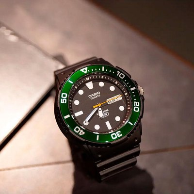 Часы наручные мужские Casio MRW-230H-1E3