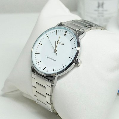 Часы наручные мужские Casio MTP-VT04D-7E