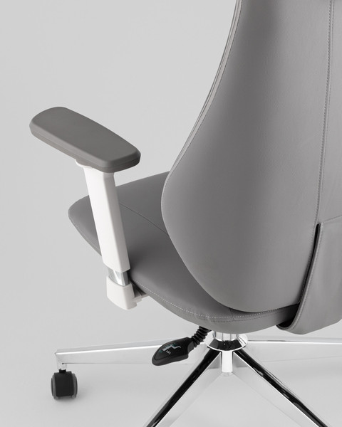 Кресло офисное TopChairs Trophey DD-001-CH