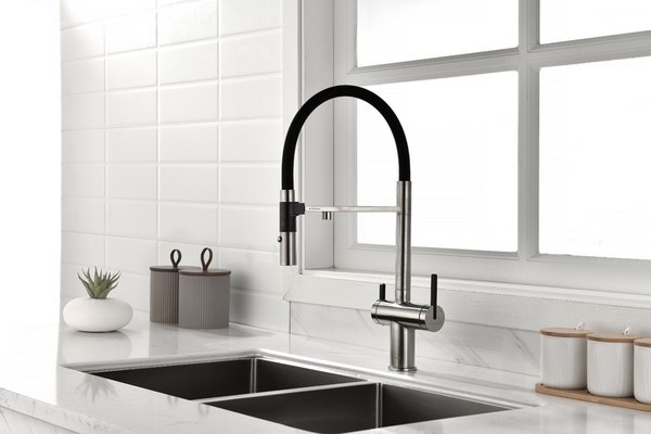 Смеситель Paulmark Gr213888-BS