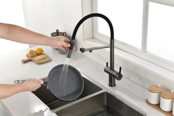 Смеситель Paulmark Gr213888-GM