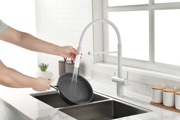 Смеситель Paulmark Gr213888-WH