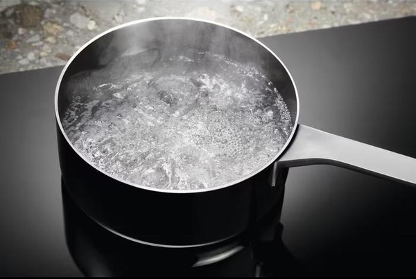 Индукционная варочная панель Electrolux LIR60430