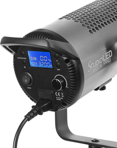 Осветитель студийный Falcon Eyes Studio LED 600B Pro / 31399