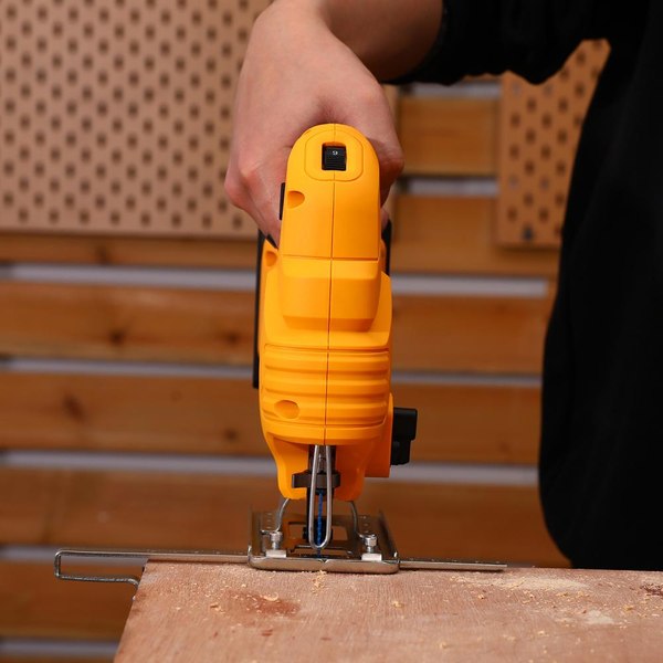 Электролобзик Deko DKJS20E / 083-1124