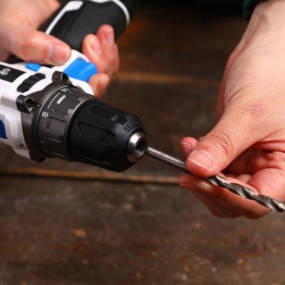 Аккумуляторная дрель-шуруповерт Deko DKCD12V Snow White SET1 / 083-1106