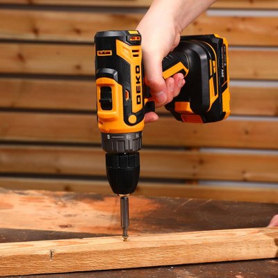 Аккумуляторная дрель-шуруповерт Deko Banger 20V ONE+ / 083-1109