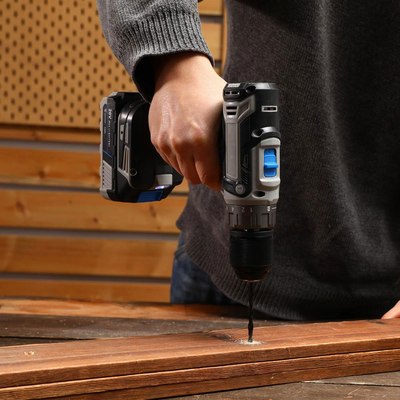 Аккумуляторная дрель-шуруповерт Deko DKCD20-Li SET1 / 083-1117