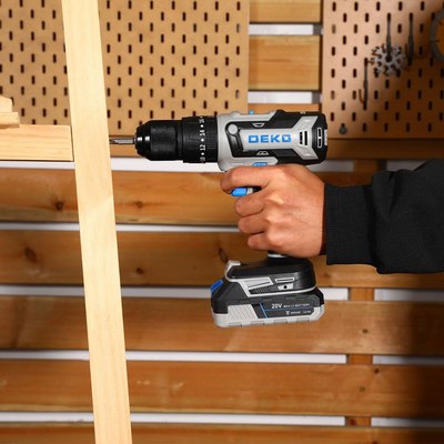 Аккумуляторная дрель-шуруповерт Deko DKCID20FU-Li / 083-1119