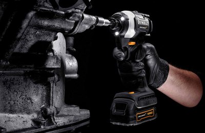 Профессиональный шуруповерт DeWalt DCF85ME2GT