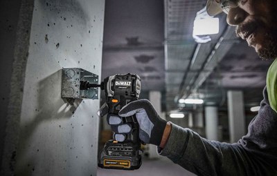 Профессиональный шуруповерт DeWalt DCF85ME2GT