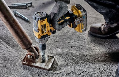 Профессиональный гайковерт DeWalt DCF891P2G