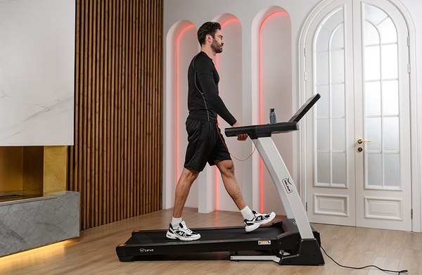 Электрическая беговая дорожка Orlauf Fitness Larus 17204