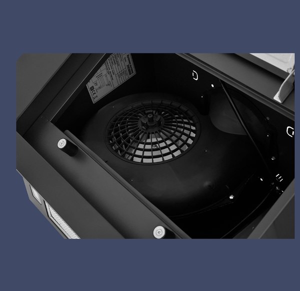 Вытяжка наклонная Zugel ZHC605B