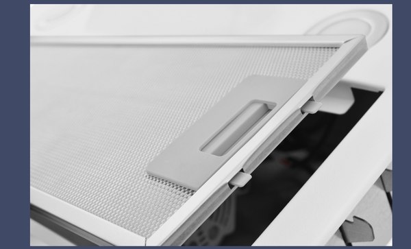 Вытяжка скрытая Zugel ZHI521W