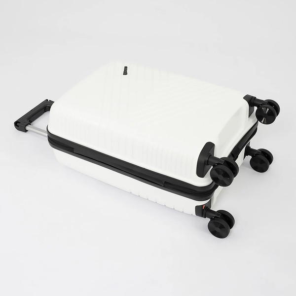 Чемодан на колесах Valigetti 344-159/2-20WHT