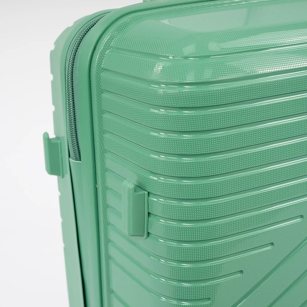 Чемодан на колесах Valigetti 344-159/3-24GRN