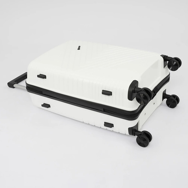 Чемодан на колесах Valigetti 344-159/2-24WHT